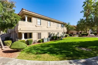 Photo #2: 2146915 Listing