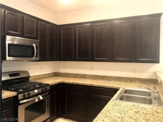 Photo #3: 2146924 Listing 