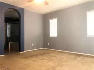 Photo #5: 2146924 Listing 