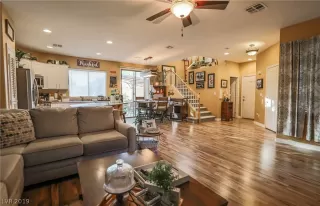 Photo #4: 2146975 Listing 