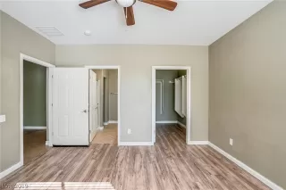 Photo #3: 2146995 Listing 