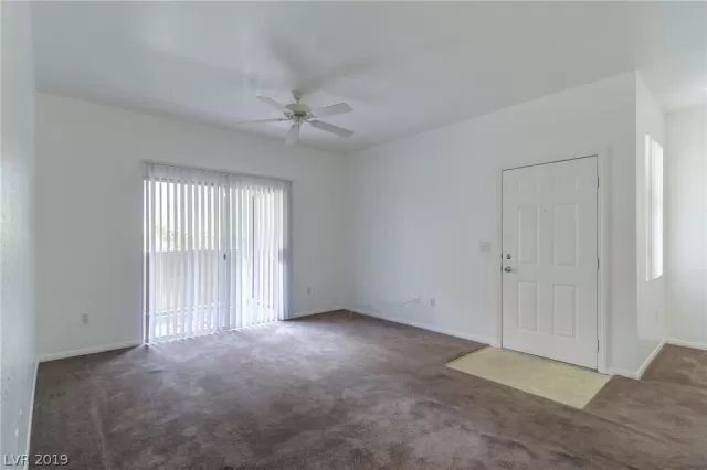 MLS: 2147021 Condo For Sale