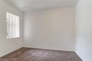 Photo #5: 2147028 Listing 