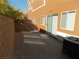 Photo #5: 2147072 Listing