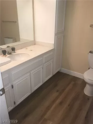 Photo #5: 2147116 Listing 