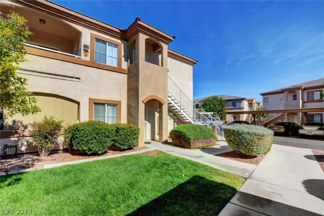 MLS: 2147154 Condo For Sale