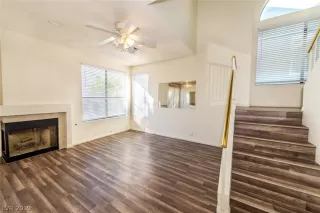 Photo #1: 2147166 Listing