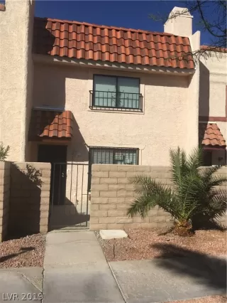 Photo #1: 2147184 Listing