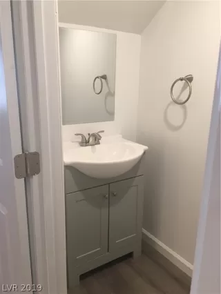 Photo #6: 2147184 Listing