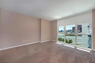 Photo #2: 2147194 Listing 