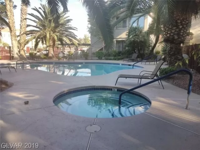 MLS: 2147256 Condo For Sale