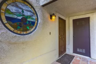 Photo #1: 2147287 Listing 