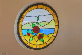 Photo #2: 2147287 Listing 