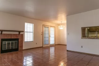 Photo #3: 2147287 Listing 