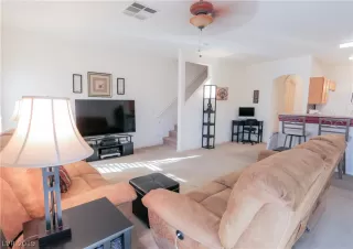 Photo #4: 2147361 Listing 