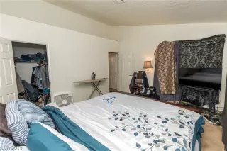 Photo #6: 2147390 Listing