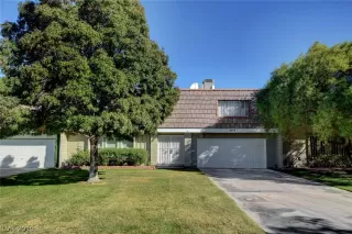 Photo #1: 2147419 Listing