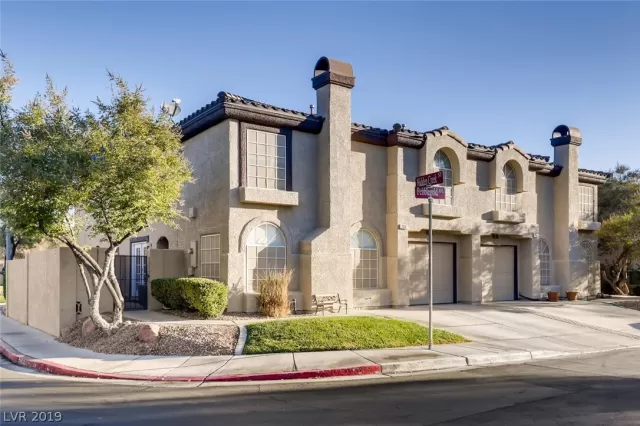 MLS: 2147462 Condo For Sale