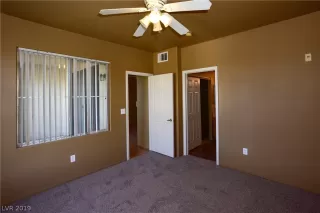 Photo #6: 2147467 Listing