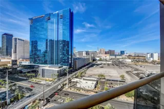 Photo #2: 2147468 Listing 