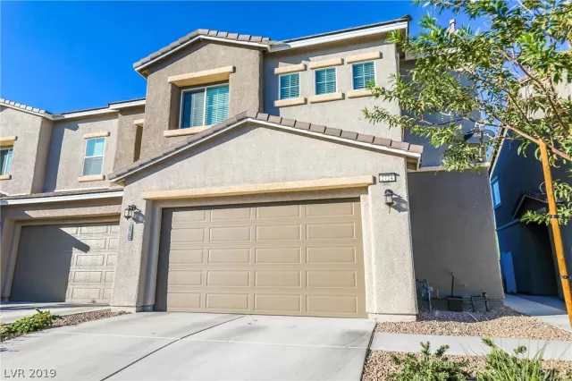 MLS: 2147586 Condo For Sale