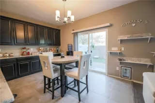 Photo #6: 2147586 Listing