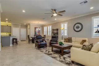 Photo #2: 2147587 Listing