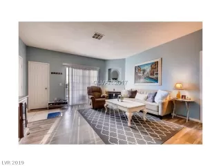 Photo #1: 2147649 Listing 