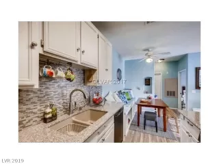 Photo #2: 2147649 Listing 