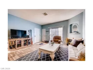 Photo #6: 2147649 Listing 