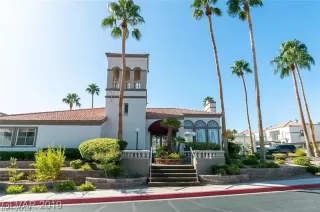 Photo #1: 2147680 Listing