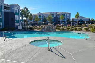 Photo #1: 2147687 Listing 