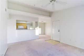 Photo #2: 2147687 Listing 