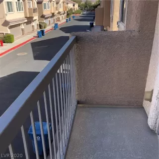 Photo #1: 2147727 Listing