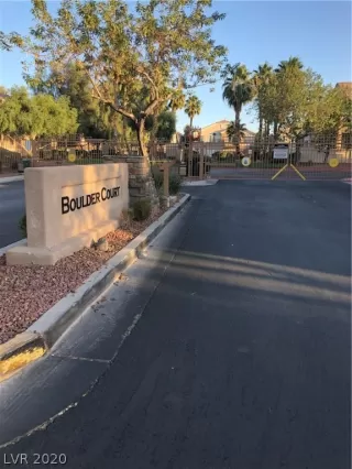 Photo #2: 2147727 Listing