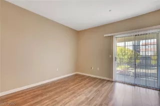 Photo #3: 2147756 Listing