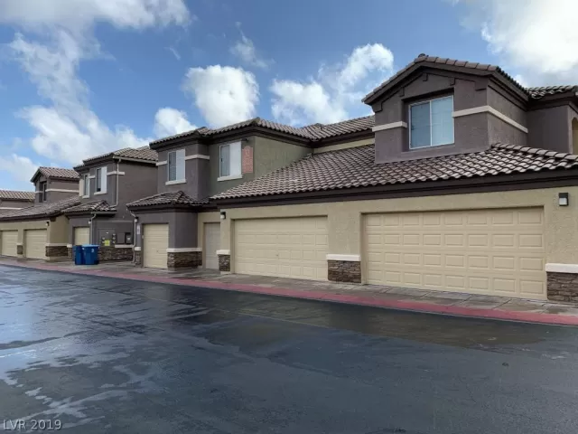 MLS: 2147757 Condo For Sale