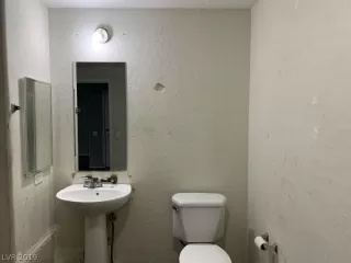 Photo #2: 2147757 Listing