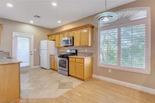 Photo #3: 2147758 Listing 