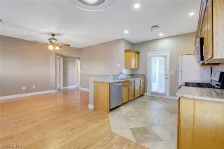 Photo #4: 2147758 Listing 