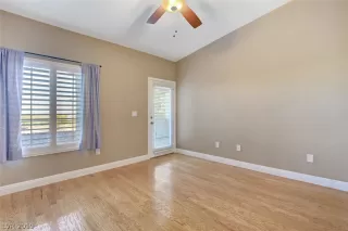 Photo #6: 2147758 Listing 