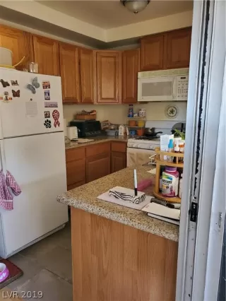 Photo #1: 2147767 Listing