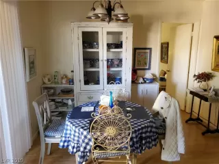 Photo #5: 2147767 Listing