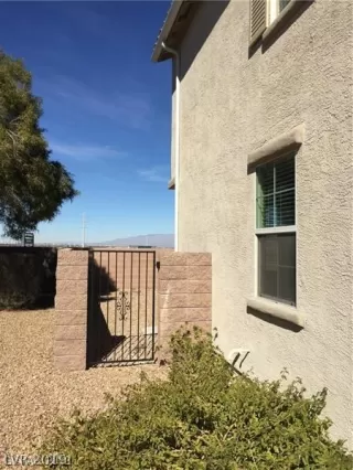 Photo #2: 2147805 Listing 