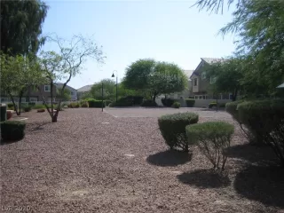 Photo #2: 2147828 Listing 