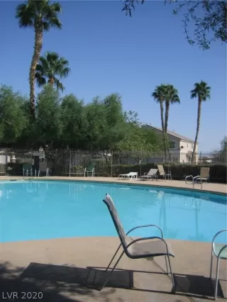 Photo #3: 2147828 Listing 