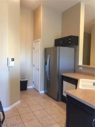 Photo #6: 2147828 Listing 