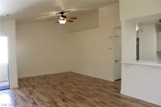 Photo #4: 2147852 Listing 