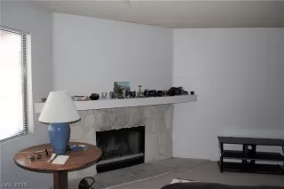 Photo #6: 2147922 Listing