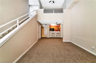 Photo #3: 2147998 Listing 